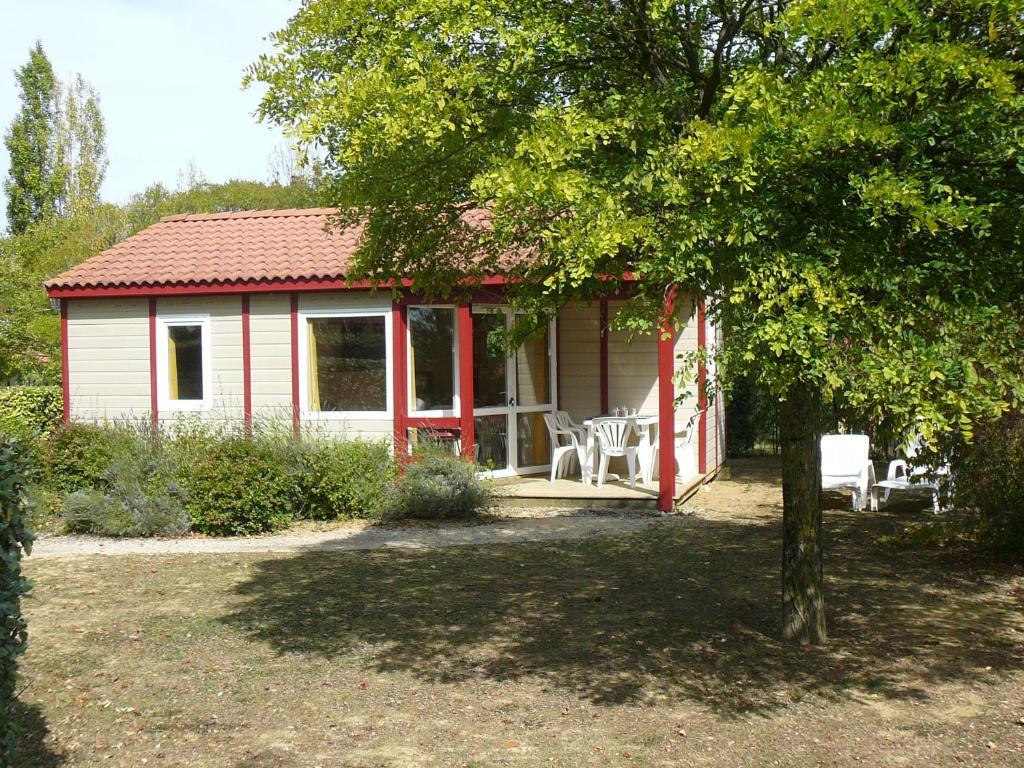 Les Chalets Des Mousquetaires Mirepoix  Room photo